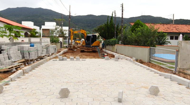 Pavimentação e drenagem da Dalmor Melo, em Palmas, avançam. Obra está no pacote de mais de R$ 1 milhão em infraestrutura